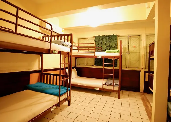 Khaosan House 2*